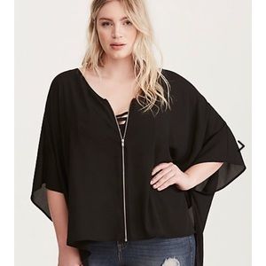 NWT Zip front dolman top | Torrid plus size